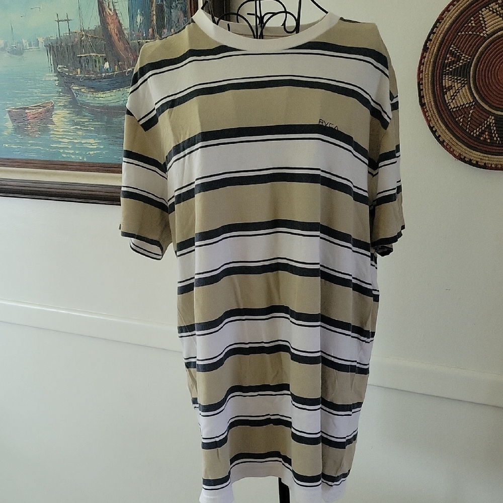 RVCA Tan and Black Short Sleeve Tee